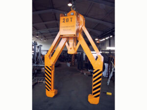 Coil tongs, coil tong, coil gripper, coil grab, telescope coil grab, horizontal coil tongs, tong for sheet coils, coil lifter, vertical coilgrab, parallelogram coilgrab, parallelogram coiltongs, Coil Lifting & Handling Equipment, LOAD HANDLING DEVICES