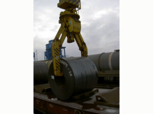 Coil tongs, coil tong, coil gripper, coil grab, telescope coil grab, horizontal coil tongs, tong for sheet coils, coil lifter, vertical coilgrab, parallelogram coilgrab, parallelogram coiltongs, Coil Lifting & Handling Equipment, LOAD HANDLING DEVICES