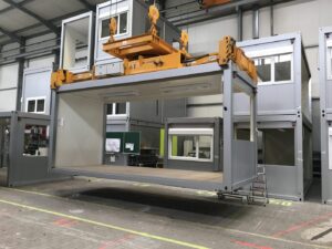 Container- Spreader with slewing gear
