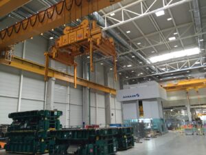 Die gripper, die lifter, press die lifter, pressing die lifter, pressing tool lifter, pressing tool gripper, pressing tool tongs, press die tongs, pressing die tongs, die tongs, mould tong, tong for moulds, Lifting & Handling Equipment, LOAD HANDLING DEVICES, Press shop