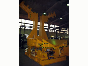 Tilting table, upender, turning unit, turning table, blanc turning table, turning device, coil turning unit, turnwheel, wire coil turning device, turning equipment, turnover device, positioner, toolmover, LOAD HANDLING DEVICES