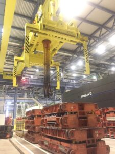 Die Lifter with additional Chain Suspension