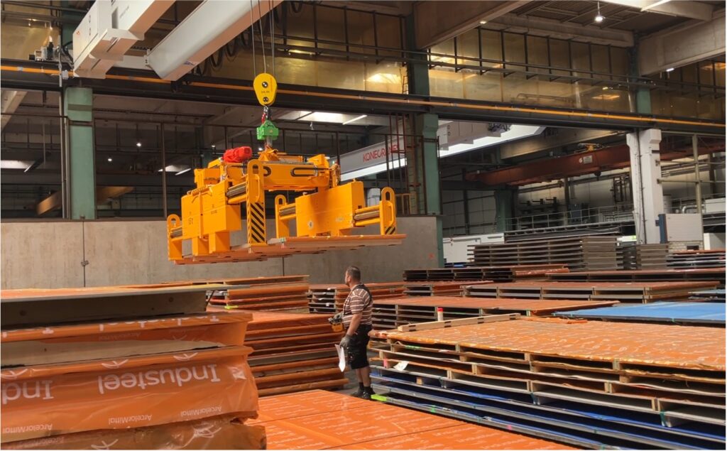 Blechpaketgreifer, Teleskop-Blechpaketgreifer, Blechpaketzange, Paketzange, Teleskop-Paketzange, Lastaufnahmemittel