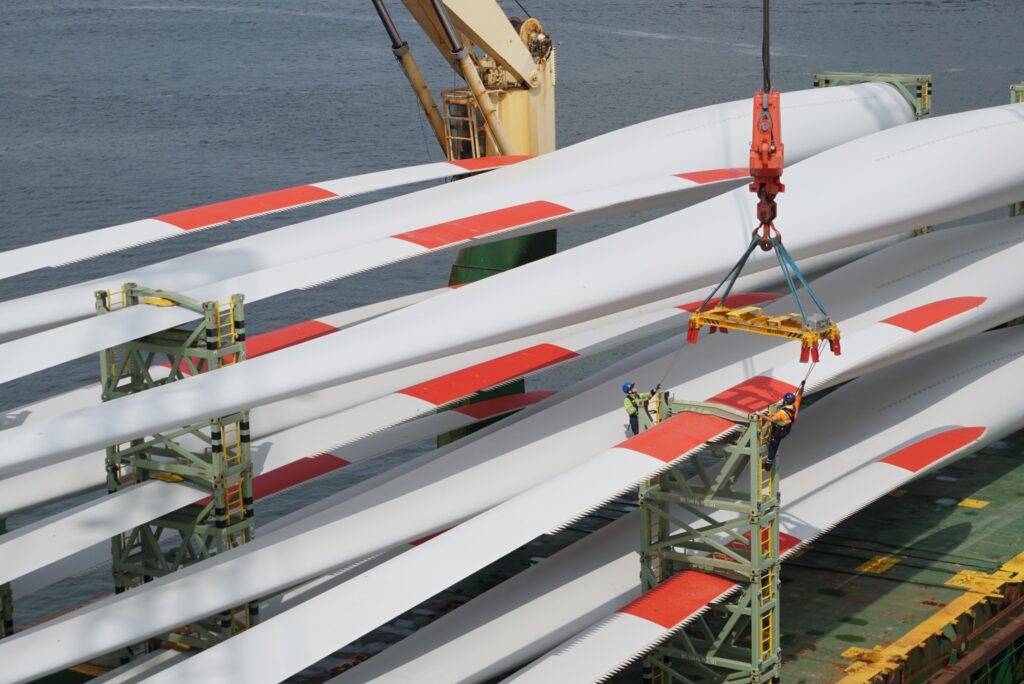 Container Spreader, Adapter spreader, Container beam, Container lifting beam, Overheight frame, Lifting & Handling Equipment, LOAD HANDLING DEVICES, Nordgreif, LHD, Load handling equipment